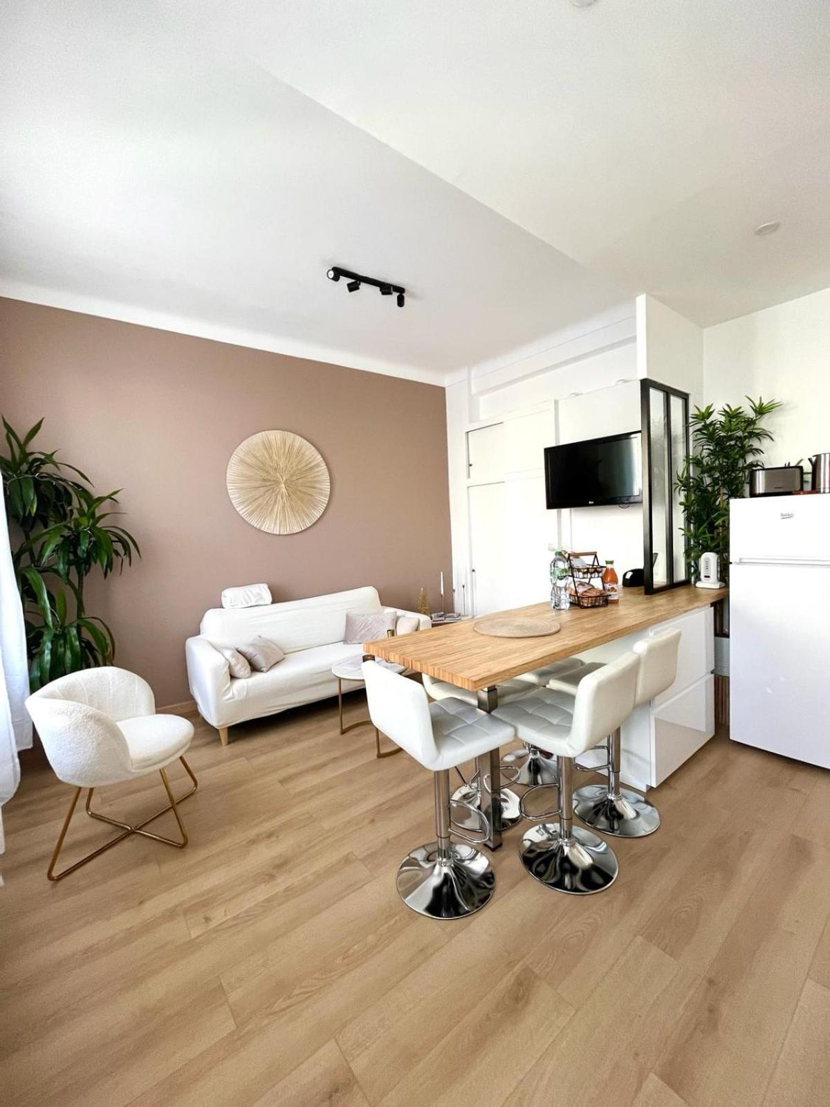 Nice - Appartement T3 Renove De 50 M2 Classe 2 Etoiles Extérieur photo